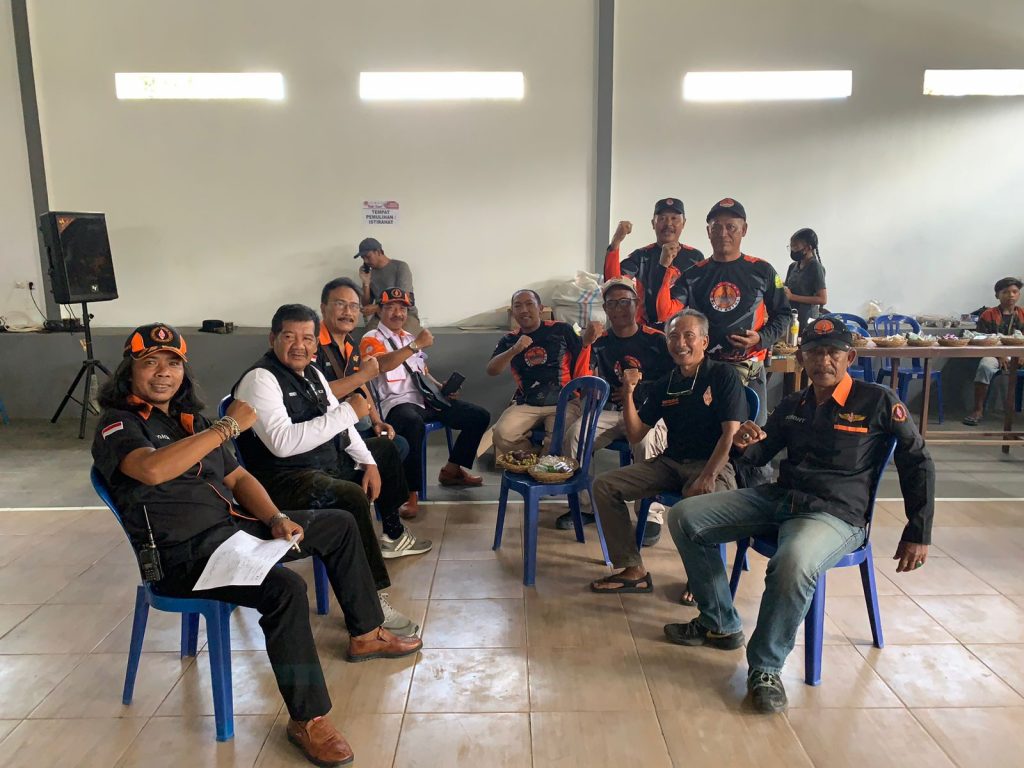 foto bersama rekan orari buleleng